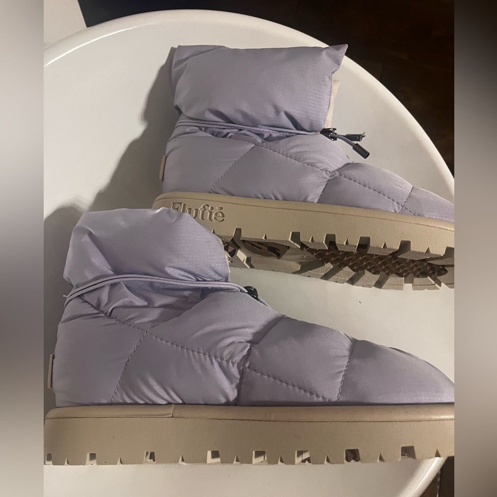 Fluffy brand! Winter boots